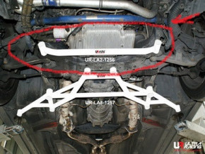 UltraRacing "Front Lower Tiebar" für Nissan 350Z 02-08